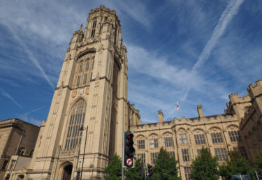 ブリストル大学ウィルズタワー