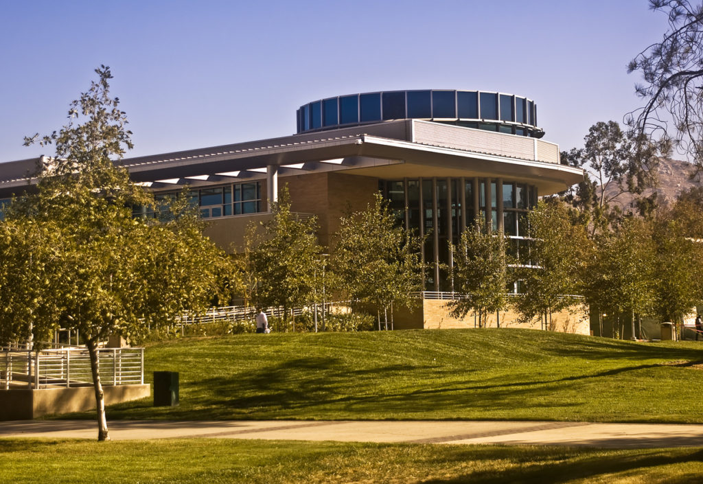 カリフォルニア大学リバーサイド校留学ガイド 偏差値や世界ランキングは 学部 学費 編入情報まで解説 留学プレス Press 海外大学 大学院 中学 高校 語学学校の留学情報サイト